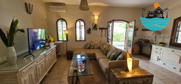 Imagem Casa para temporada em Juquehy - Lado direito, 200m da praia, 4 dorm. 1 suíte, piscina, churrasqueira, 3 vagas.| Juquehy Imobil