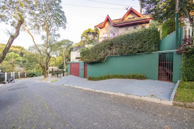 Imagem Casa Parque Barigui com Quintal