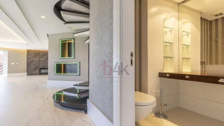 Imagem Cobertura Duplex de Luxo com 4 Quartos e Piscina Privativa à Venda no Campo Belo