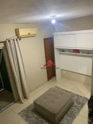 Imagem Casa com 2 dormitórios à venda, 80 m² por R$ 200.000,00 - Jardim Catarina - São Gonçalo/RJ