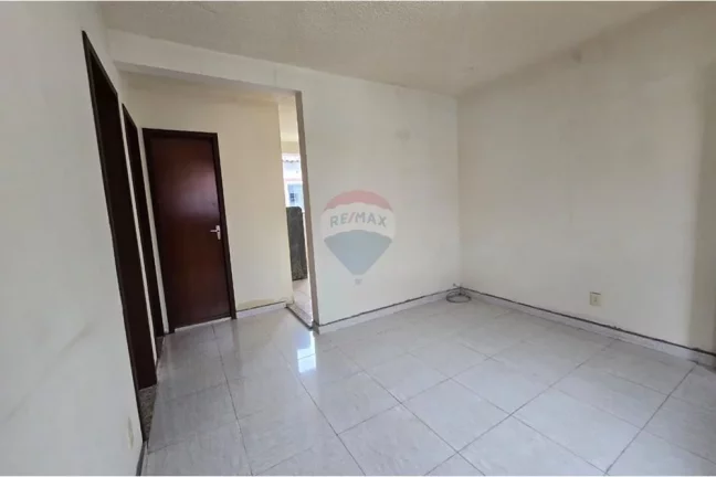 Imagem Apartamento á venda com 2 quartos e com 42m² em Paciência - Rio de Janeiro