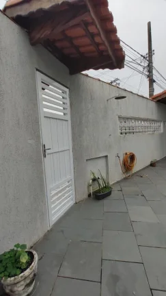 Imagem Casa para Venda em Praia Grande, Caiçara, 2 dormitórios, 1 suíte, 2 banheiros, 4 vagas