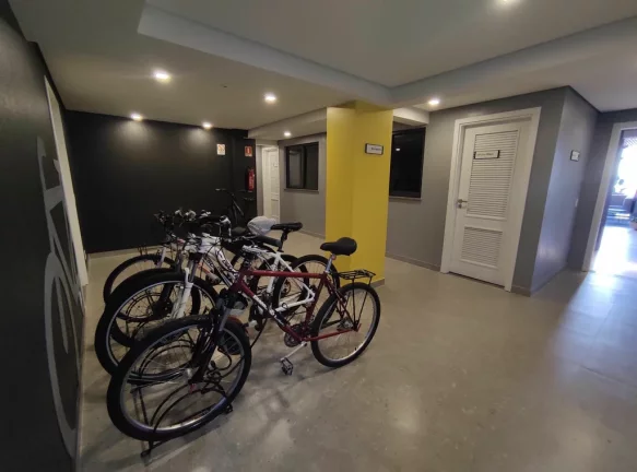 Imagem Apartamento à venda em Porto Alegre, Farroupilha, com 1 quarto, 44,05m2