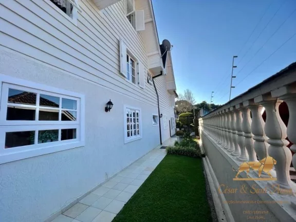 Imagem Linda Casa com 7 suítes a venda em Campos do Jordão-SP