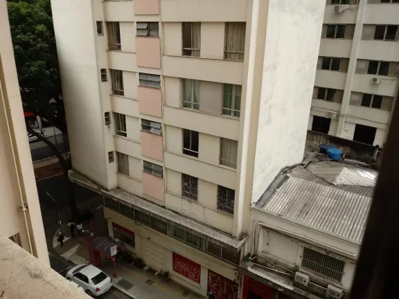 Imagem Apartamento com 1 dormitório e sacada na Consolação