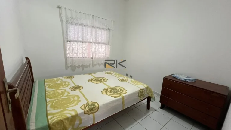 Imagem CASA EM CONDOMINIO COM 4 DORMITÓRIOS,4 VAGAS DE GARAGEM,VARANDA GOURMET COM CHURRASQUEIRA E PISCINA.