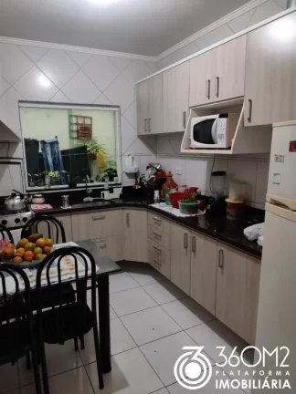 Imagem Sobrado em Condomínio para Venda em Santo André / SP no bairro Vila Alzira