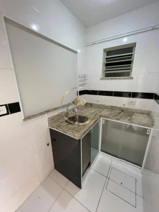 Imagem Casa 3 dormitórios ( 1 suíte), 2 vagas, Parque Interlagos, Sjc.