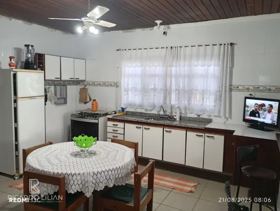 Imagem Casa de esquina em Caragua com 3 dormitorios e piscina a venda.