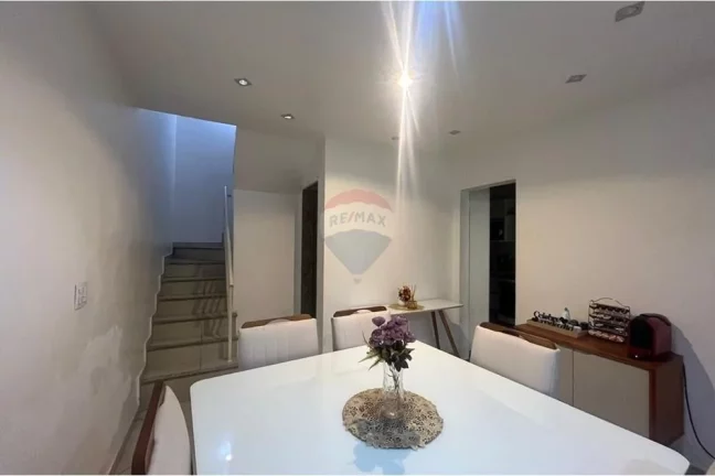 Imagem CASA Á VENDA COM 3 QUARTOS COM 168²m em Jardim Sulacap - Rio de janeiro