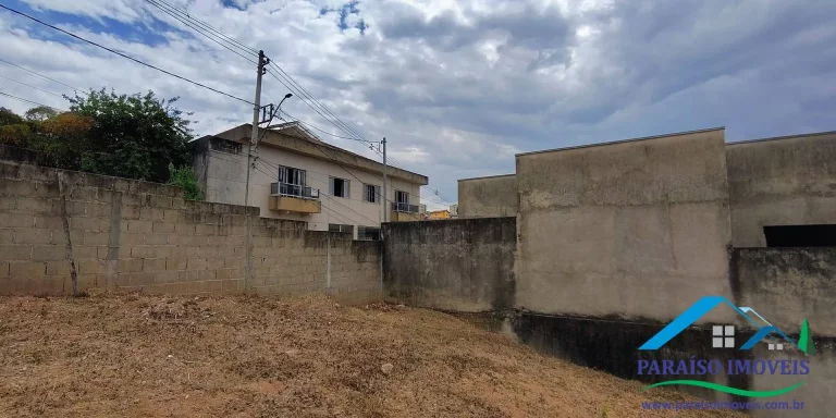 Imagem Oportunidade Única: Terreno no Centro de Paraisópolis