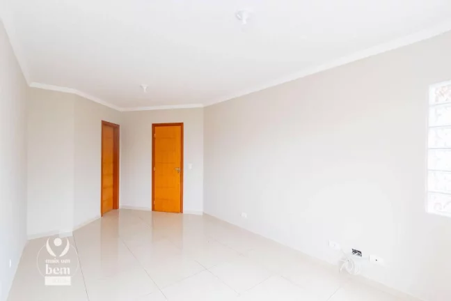 Imagem Sobrado com 4 Quartos, 1 Suite, 3 Vagas, com Lareira e Churrasqueira à venda, 207 m² por R$ 1.200.000,00 - Bom Retiro - Curitiba/PR