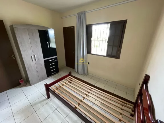 Imagem Encantadora casa duplex em Meaípe, Guarapari, ES! 4 quartos, sendo 1 suíte, 2 vagas de garagem. Lo...