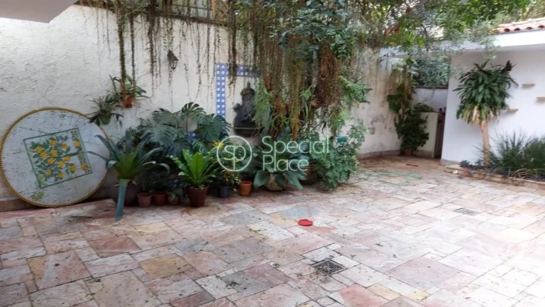 Imagem Casa em localização privilegiada no Paineiras do Morumbi. Casa de vila, terrea 744m² privativos 1...