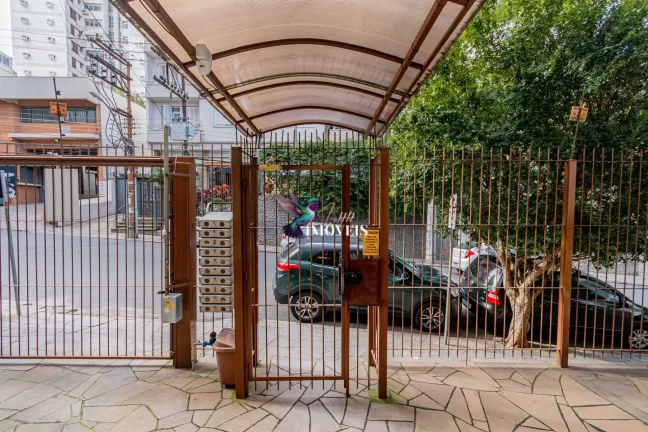 Imagem Apartamento à venda no bairro Floresta - Porto Alegre/RS