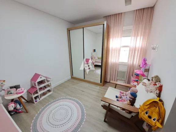 Imagem Apartamento Cobertura Duplex - 03 Quartos (01 suíte) - Poucas quadras da praia