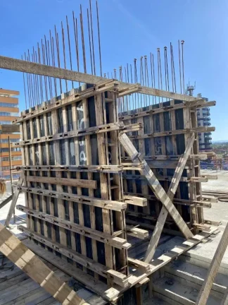 Imagem Apartamento á venda com 2 suítes no centro de Torres/RS