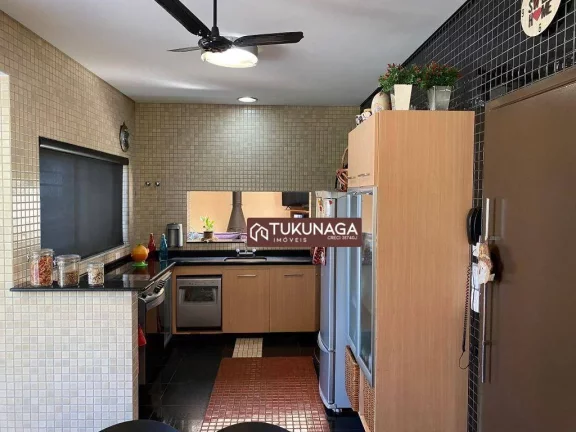 Imagem Casa com 3 dormitórios à venda, 400 m² por R$ 3.000.000 Portal dos Gramados Guarulhos