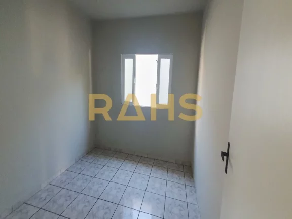 Imagem Ótima casa 100% averbada, com 123,50m² privativos, construída em um terreno plano de 378m2 (12x31...