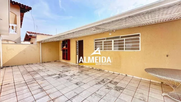 Imagem Casa com 2 dormitórios à venda, 179 m² por R$ 550.000,00 - Estádio - Rio Claro/SP