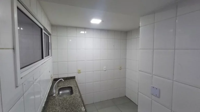 Imagem Casa Duplex para Venda em Rio de Janeiro, Praça Seca, 2 dormitórios, 2 banheiros, 1 vaga