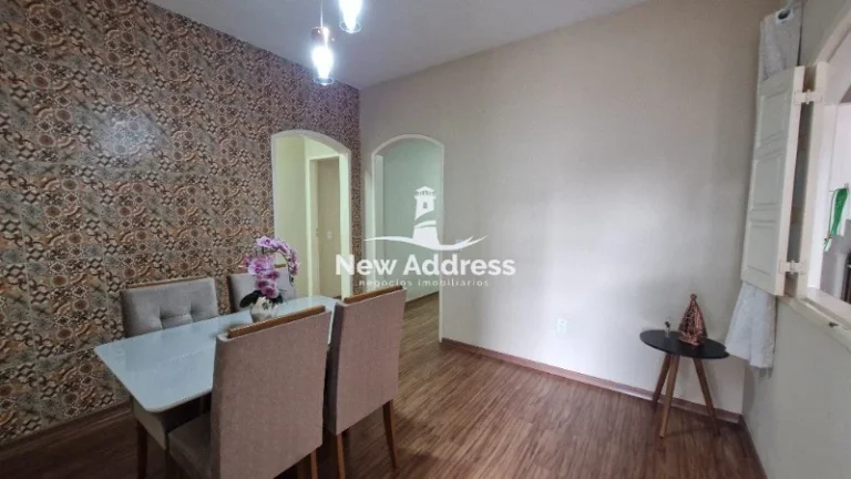 Imagem Duas casas com ponto comercial em terreno de 335m² em Rosa da Penha. Amplas, bem cuidadas e com estrutura para kitnets. Ideal para morar ou investir.