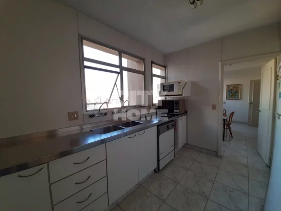 Imagem Apartamento de 300m2, com três suítes, mais um Home Office, hall, lavabo, sala de Jantar, Sala de ...