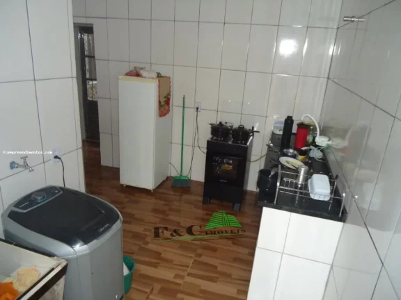 Imagem Casa para Venda em Limeira, Jardim Lagoa Nova, 4 dormitórios, 2 banheiros, 2 vagas