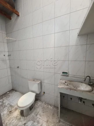 Imagem Excelente casa bem ventilada, em ótima localização na Parquelândia, próximo Av. Bezerra de Mene...