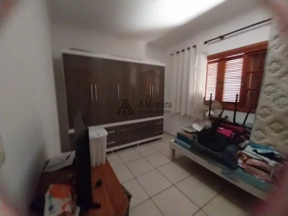 Imagem Casa à venda em Jundiaí-SP, Vila Aparecida: 2 quartos, 2 salas, 2 banheiros, 2 vagas, 173m². Aproveite!