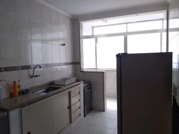 Imagem PITANGUEIRAS – UMA QUADRA DA PRAIA, LOCALIZAÇÃO PRIVILEGIADA, AMPLO APARTAMENTO ,95 M² ÚTEIS, GARAGEM NO PRÉDIO.