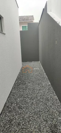 Imagem Imperdível Casa à Venda em Joinville-SC, Bairro Aventureiro: 2 Quartos, 1 Sala, 1 Banheiro, 1 Vaga na Garagem - 57m²!
