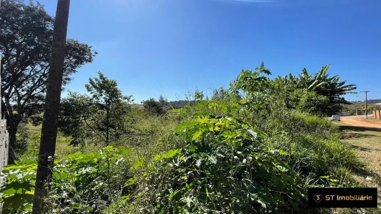 Imagem Lindo terreno de 1.000m² - Condomínio com Acesso a Represa em Atibaia/SP!