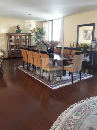 Imagem APARTAMENTO À VENDA EM MOEMA COM 4 DORMITÓRIOS, ACEITA PERMUTA!