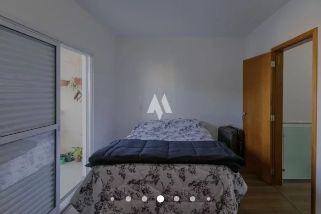 Imagem Casa à venda com 180m², 3 suítes e 5 vagas - São Paulo