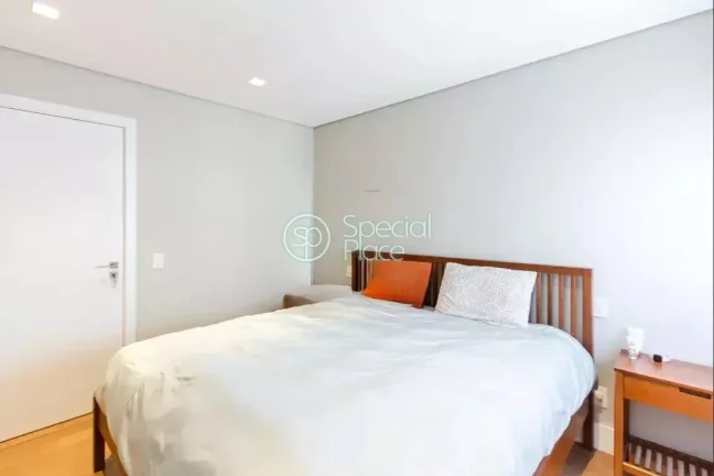 Imagem Ótima localização! Excelente planta 168 metros 4 dormitórios 3 suítes 4 banheiros 2 vagas Pisci...