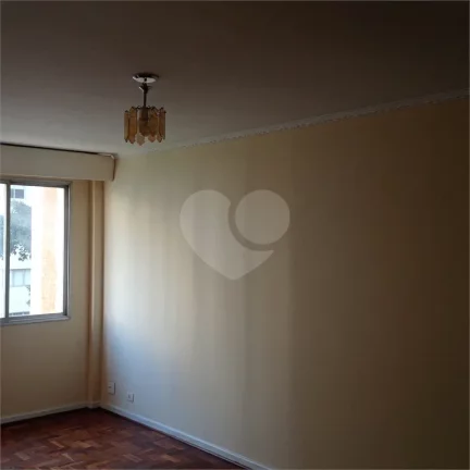 Imagem Apartamento à venda com 3 quartos, sendo 1 suíte, no condomínio Fradique Coutinho, São Paulo - SP