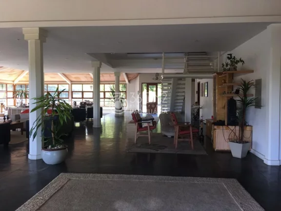 Imagem Sobrado em Condomínio para Venda em Mairinque / SP no bairro Dona Catarina