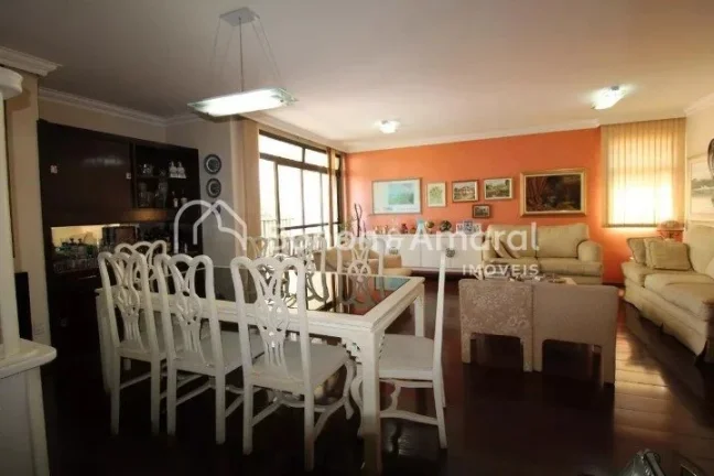 Imagem Este espaçoso apartamento de 4 quartos, sendo 2 suítes, é perfeito para quem busca conforto e com...