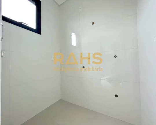 Imagem Excelente sobrado geminado localizado no bairro Jardim Sofia, bem próximo ao Shopping Garten. Conta...