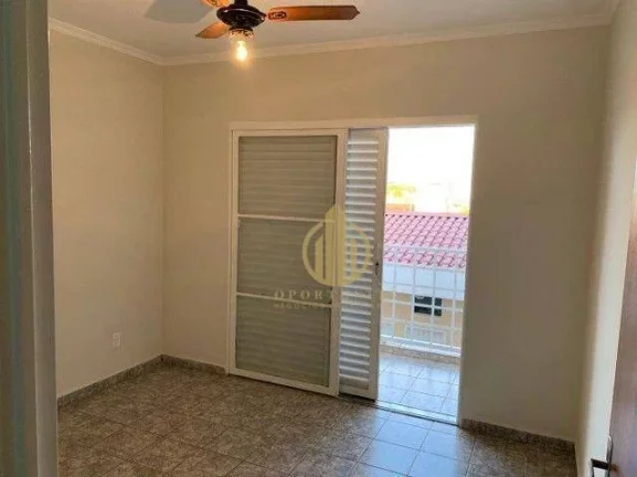 Imagem Sobrado com 3 dormitórios e edícula
