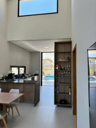 Imagem Casa térrea,3 dormitórios(1 suíte), 4 vagas, Cond. Veredas dos Campos, SJC