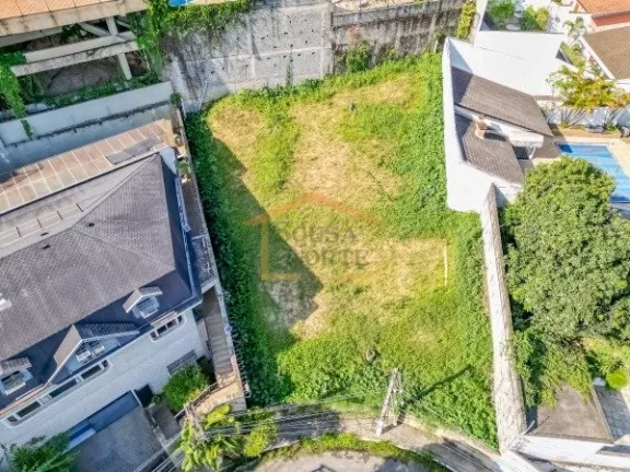 Imagem Terreno à venda no Jardim São Bento, Zona Norte de São Paulo, 500m² em aclive. Localizado em rua...