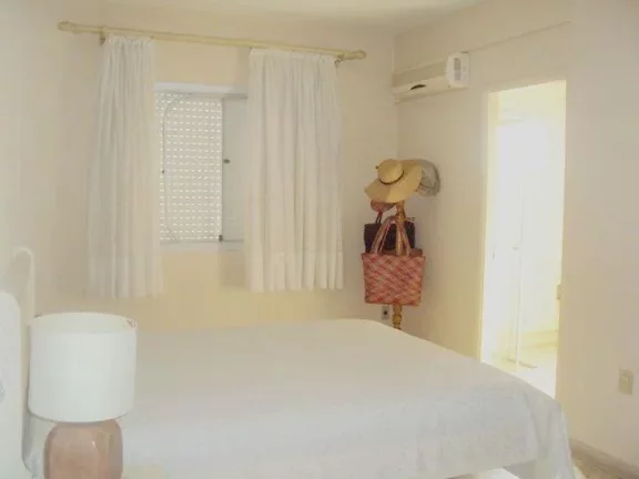 Imagem Ótima Cobertura PenthHouse na Praia de Pitangueiras,Amplo Terraço,2 Garagens,Lazer com Churrasqueira,Local Nobre,200 M² Úteis!!!