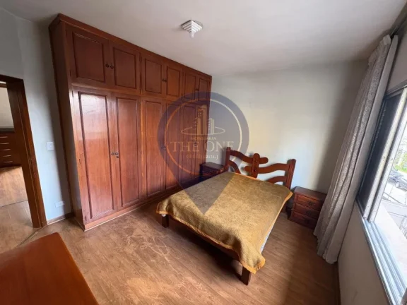 Imagem Imperdível Casa de 4 Quartos na Vila Guarani (z Sul), São Paulo-SP com 243m² e 3 Vagas de Garagem!