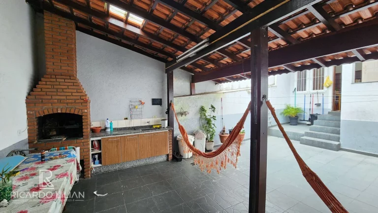 Imagem Sobrado Exclusivo no Paraventi: Conforto, Elegância e Localização Privilegiada!