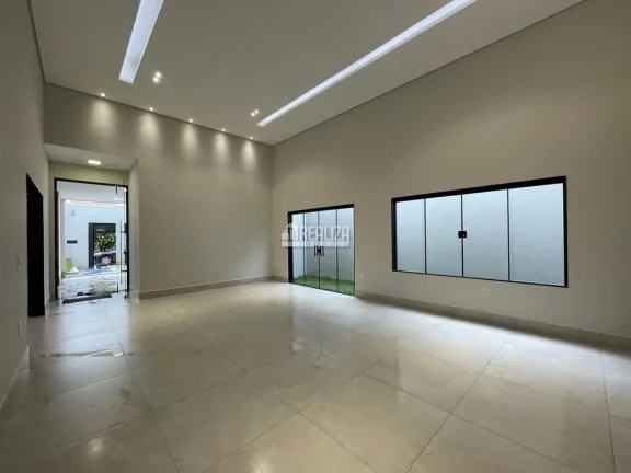 Imagem Casa de Alto Padrão à Venda no Jardim do Lago, Uberaba