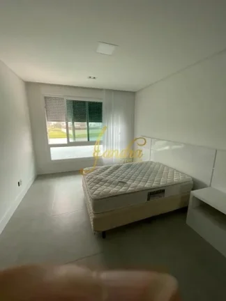 Imagem Belíssima Sobrado no Condomínio Enseada!