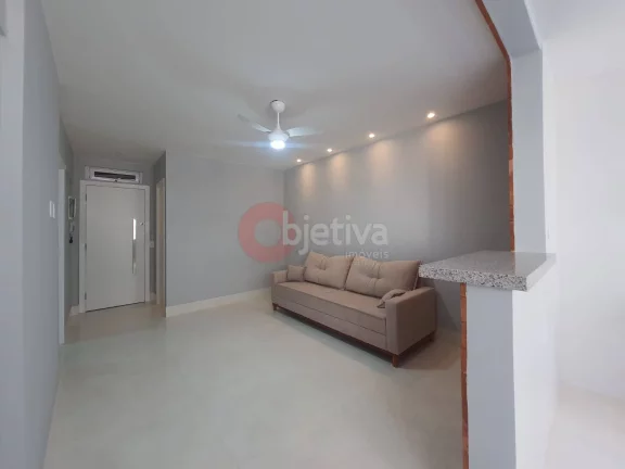 Imagem Apartamento linear reformado, 2 quartos, Centro - Cabo Frio