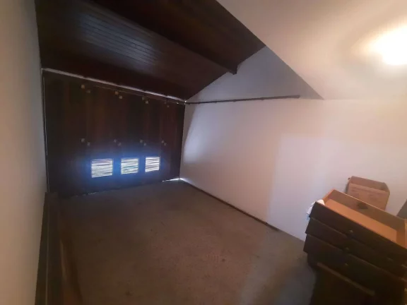 Imagem Casa à Venda, 327 m², 6 Dormitórios, (1 Suíte), Trindade, Florianópolis/SC
